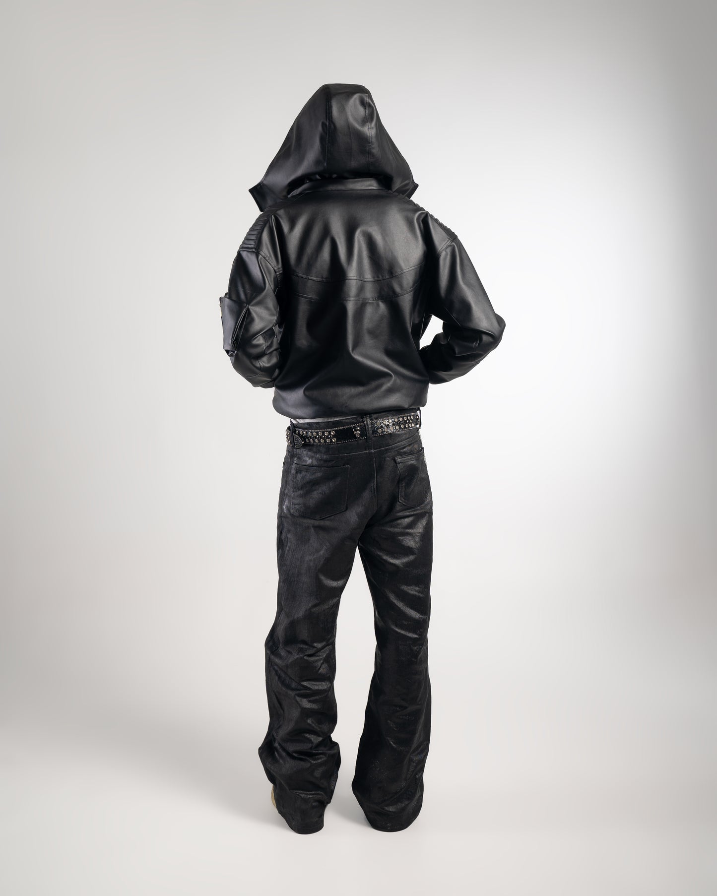 THE MYSTERIOUS LEATHER JACKET
