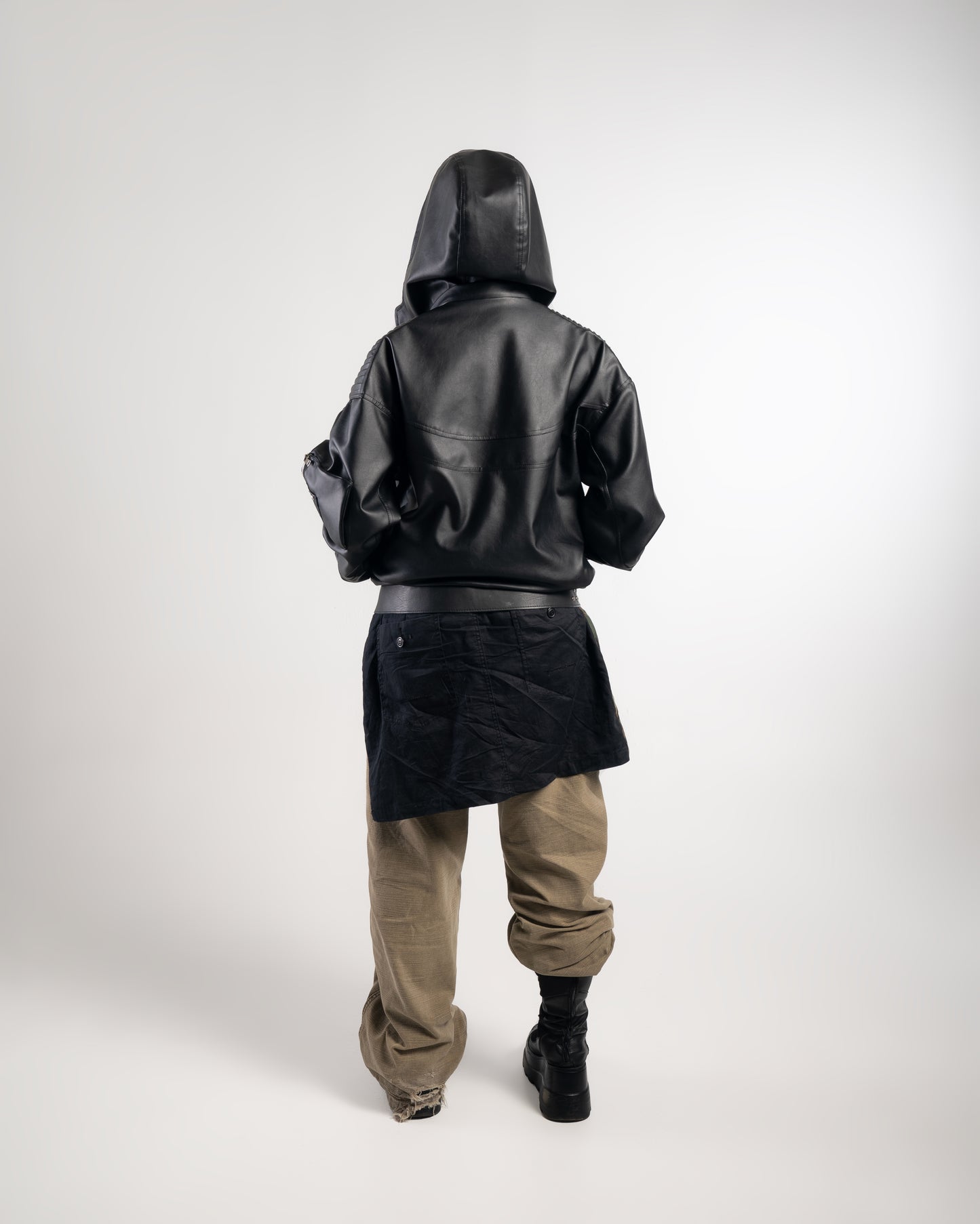 THE MYSTERIOUS LEATHER JACKET